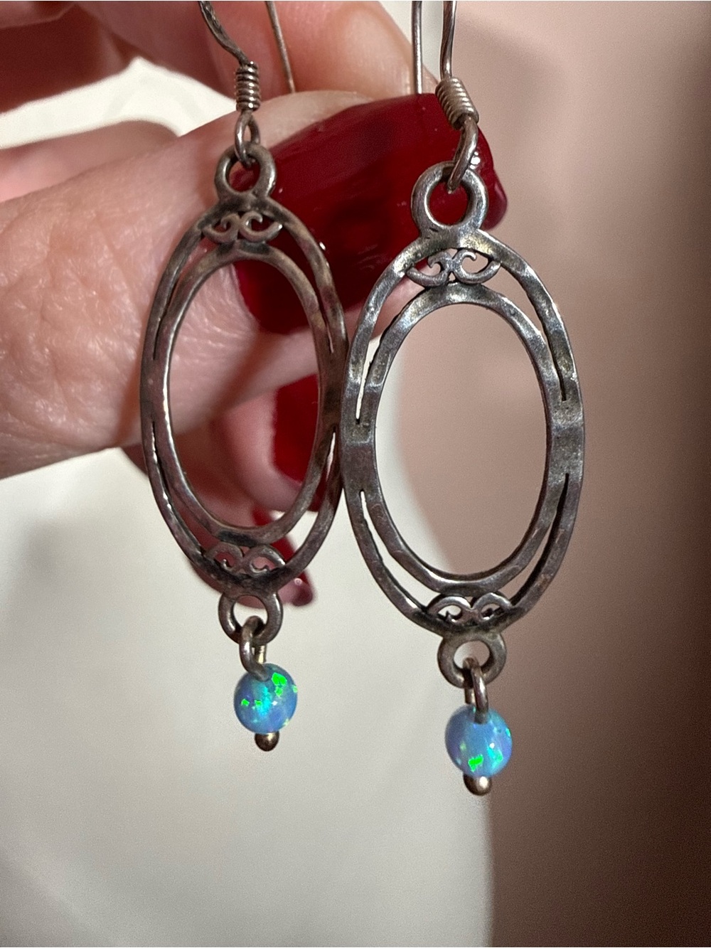 Vintage hammered sterling silver natural Opal southwestern Modernist Earrings